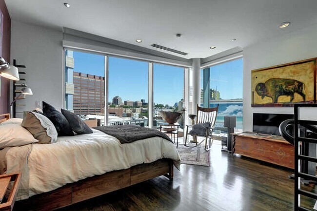 Building Photo - Denver Art Museum Penthouse Available NOW!!