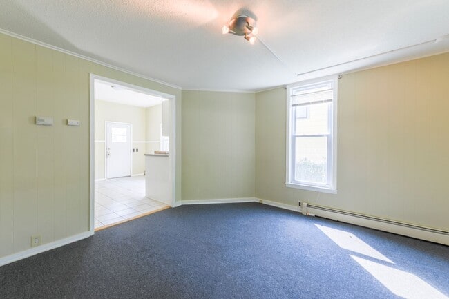 Building Photo - 2541 Aldrich Ave S