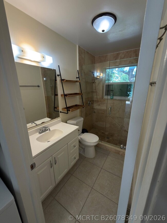 Building Photo - 307 Northlake Dr