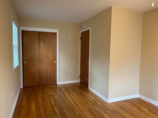 Building Photo - 8610 35th Ave