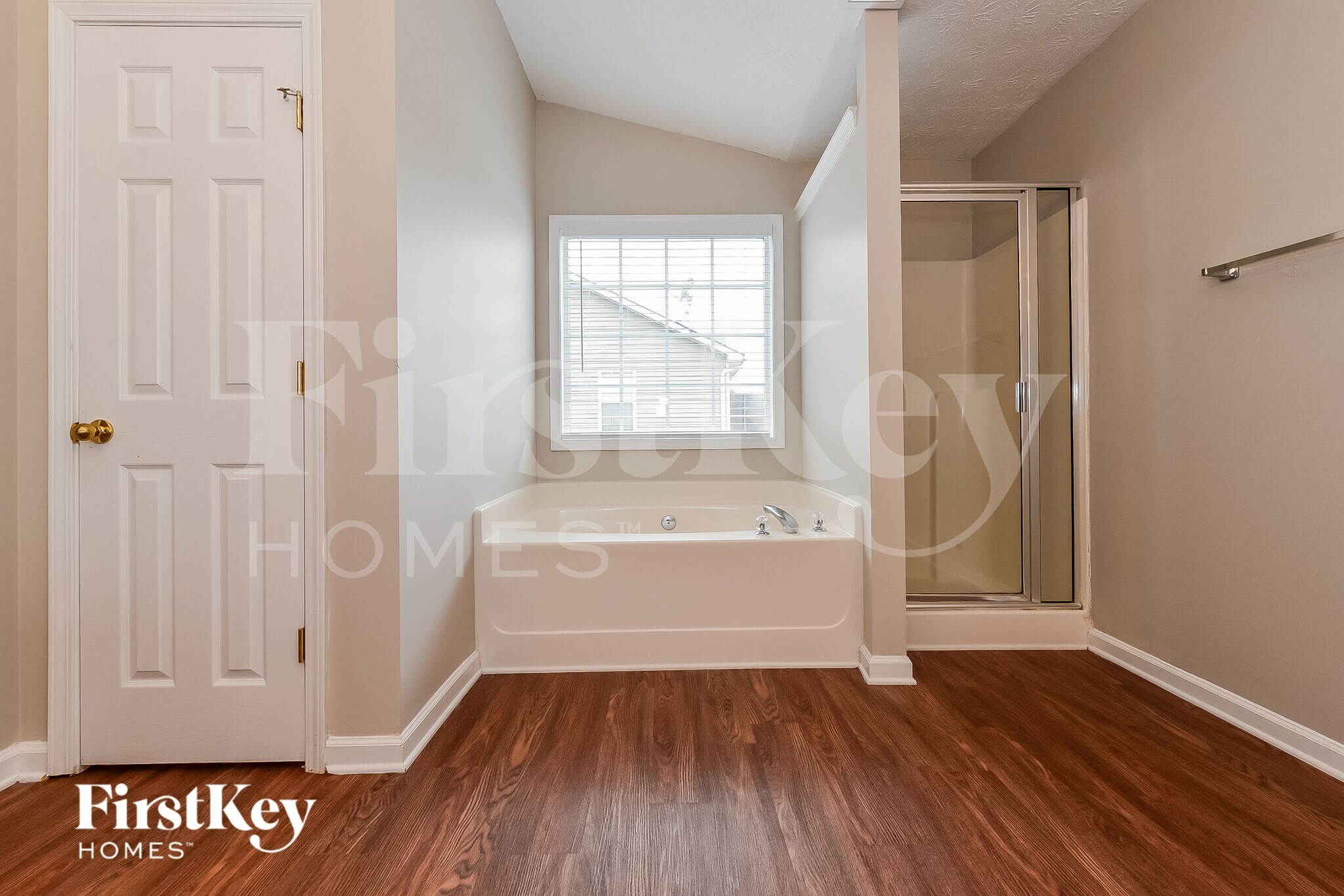 Building Photo - 740 Winbrook Dr