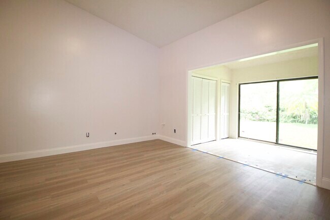 Building Photo - 3797 Park Lane Villas Rd