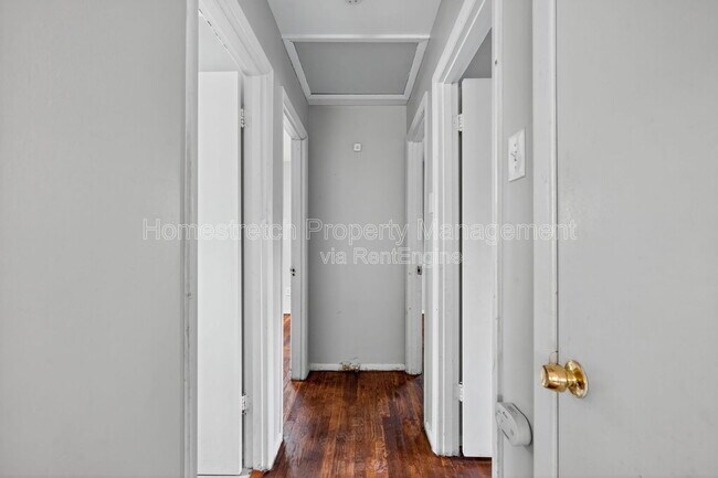 Building Photo - 7507 Blanding Dr