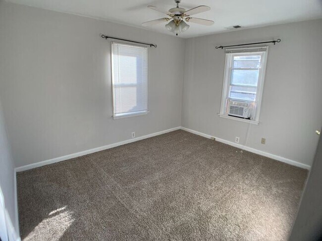 Building Photo - Spacious Rural Setting- 3 bedroom in Niles!