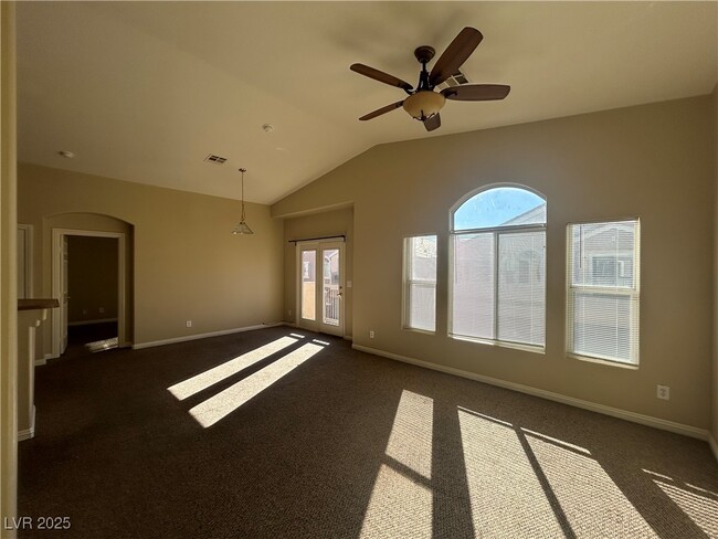 Building Photo - 8668 Tom Noon Ave