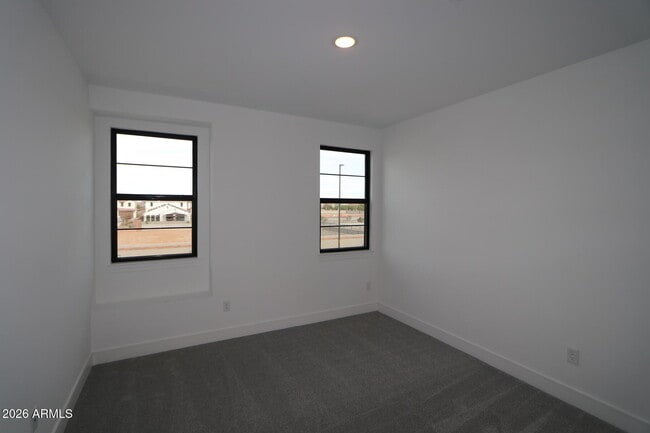 Building Photo - 1063 E Zion Way