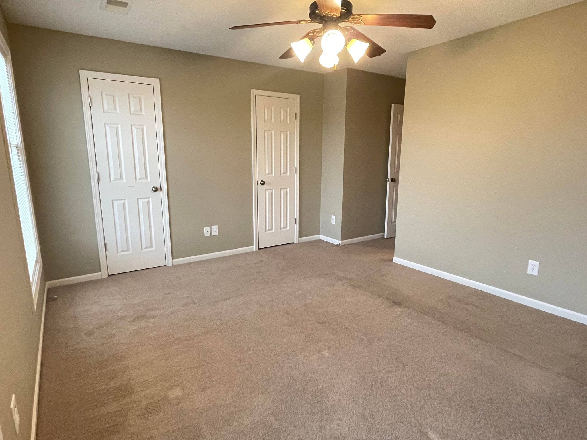 Building Photo - 4419 N 106th St