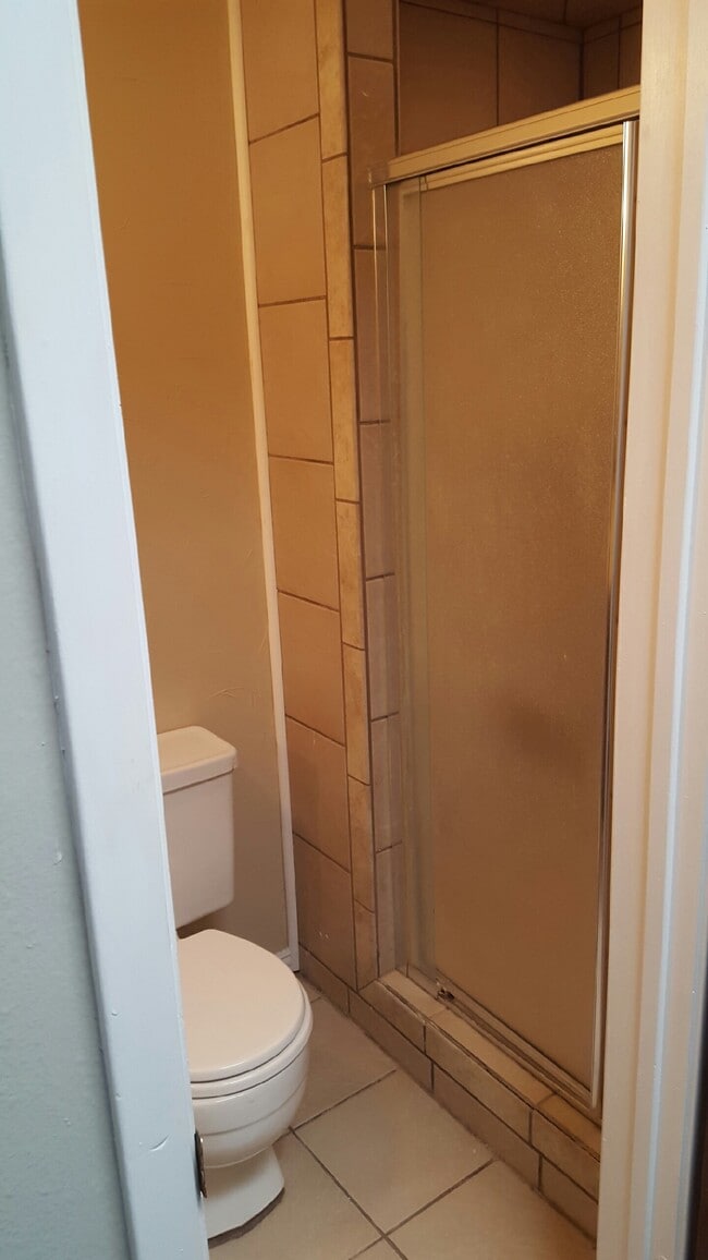 Building Photo - 5713 Wabash St