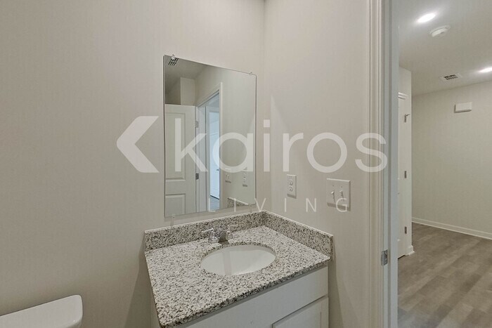 Building Photo - 288 Laurel Springs Dr