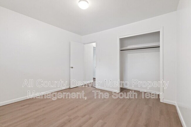 Building Photo - 5579 S Delaware St