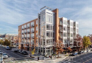 Building Photo - 1390 V St NW