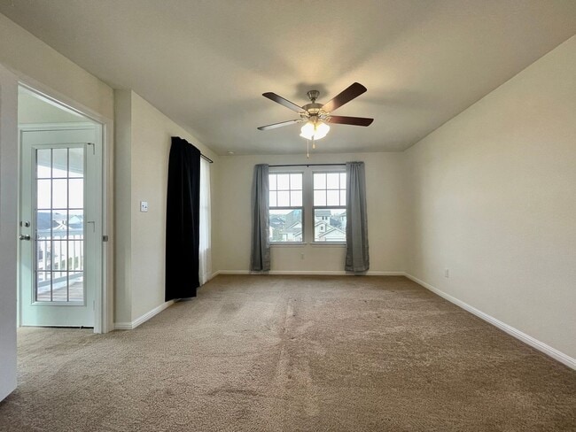 Building Photo - Blanco Vista Charmer