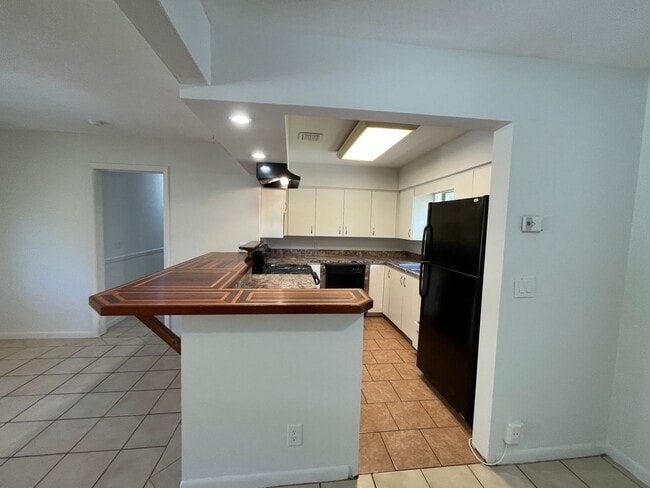 Building Photo - Charming 4 Bedroom, 3 Bathroom Home in Orl...