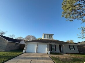 Building Photo - 1309 Velma St