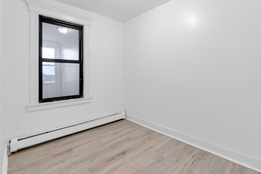 Building Photo - 97 Fenner Ave