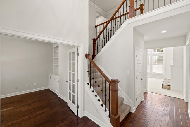 Building Photo - 916 Star of Danube Way