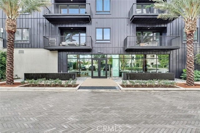 Building Photo - 2209 Rivington