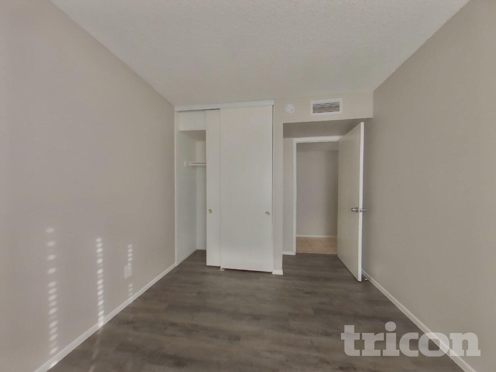 Building Photo - 11219 N 51st Dr