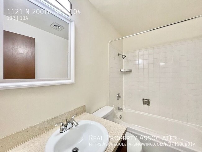 Building Photo - 1121 N 200th St