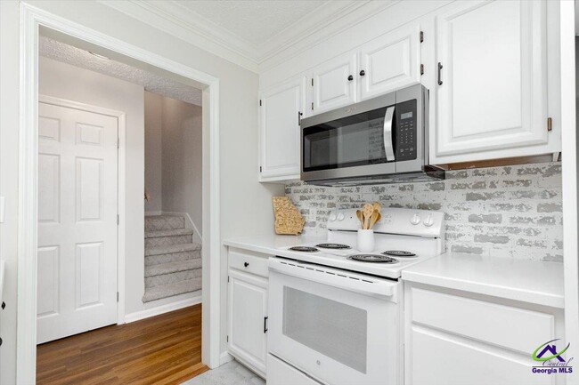 Building Photo - 110 Wingate Cir