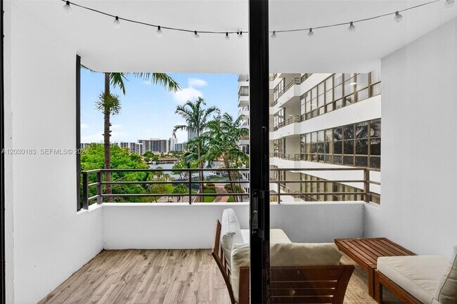 Building Photo - 500 Three Islands Boulevard
