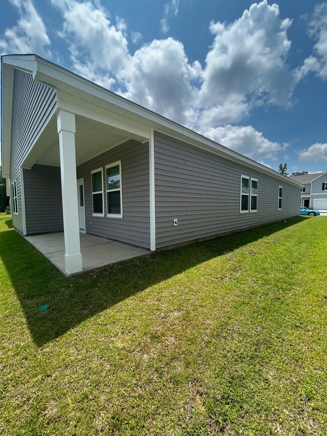 Building Photo - 624 Muster Fld Ct