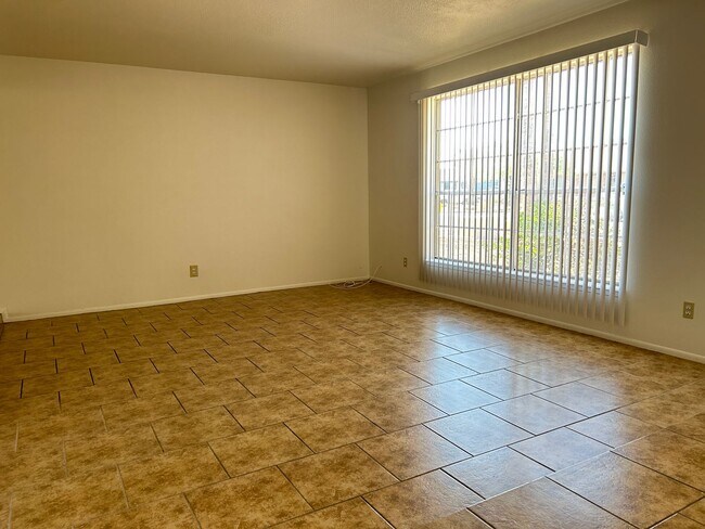 Building Photo - BEAUTIFUL COUNTRY MEADOWS! **NO HOA**