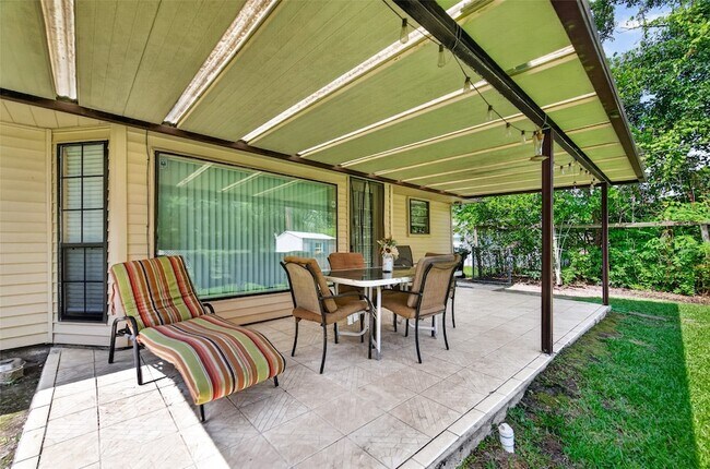 Building Photo - 5114 Beechnut St