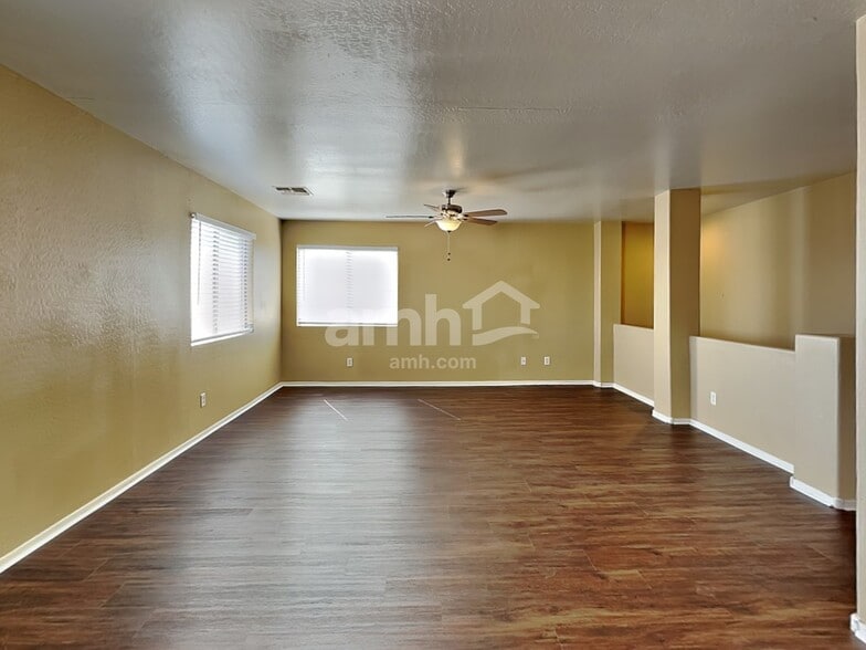 Building Photo - 21843 W Cocopah St