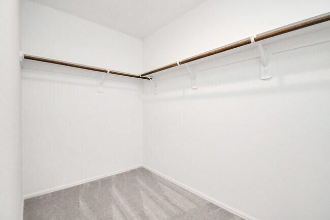 Building Photo - 27010 Breakaway Ln