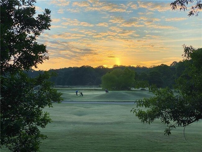 Building Photo - 42 Pine Lake Dr NW