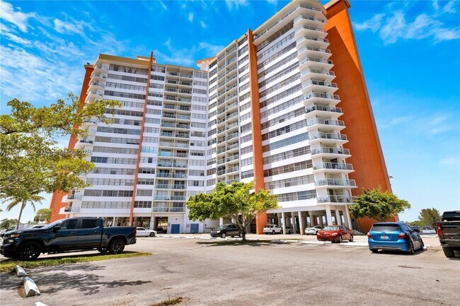 Primary Photo - 1351 NE Miami Gardens Dr