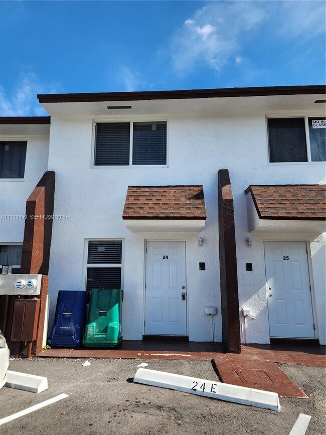 Primary Photo - 401 SW 109th Ave