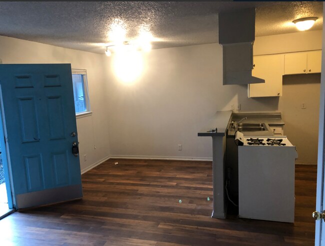 Building Photo - Jacksonian Apartments