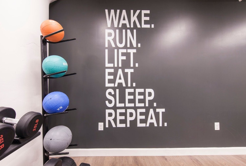 Building Photo - 3550 W 6th St