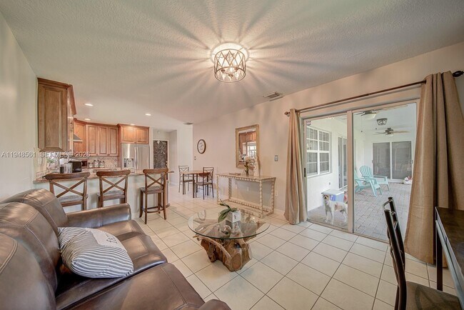 Building Photo - 18128 SW 151st Ave