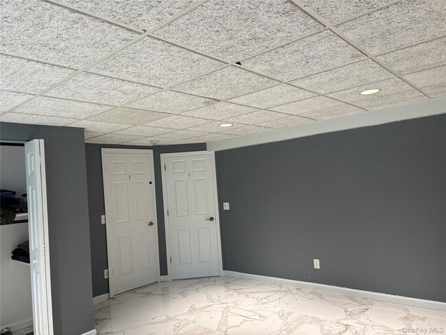 Building Photo - 275 Evergreen Ave