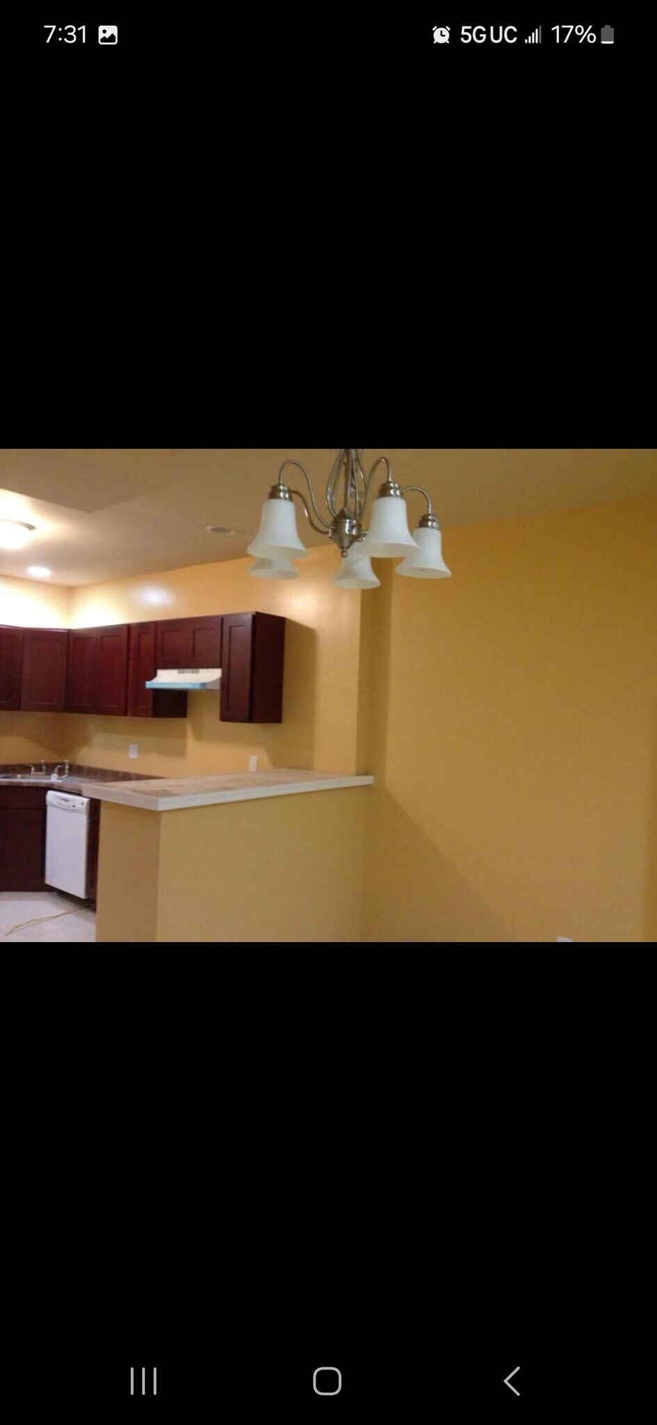 Building Photo - 109 N Sickels St