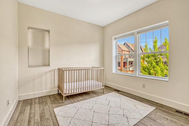 Building Photo - 5432 W 97th Pl