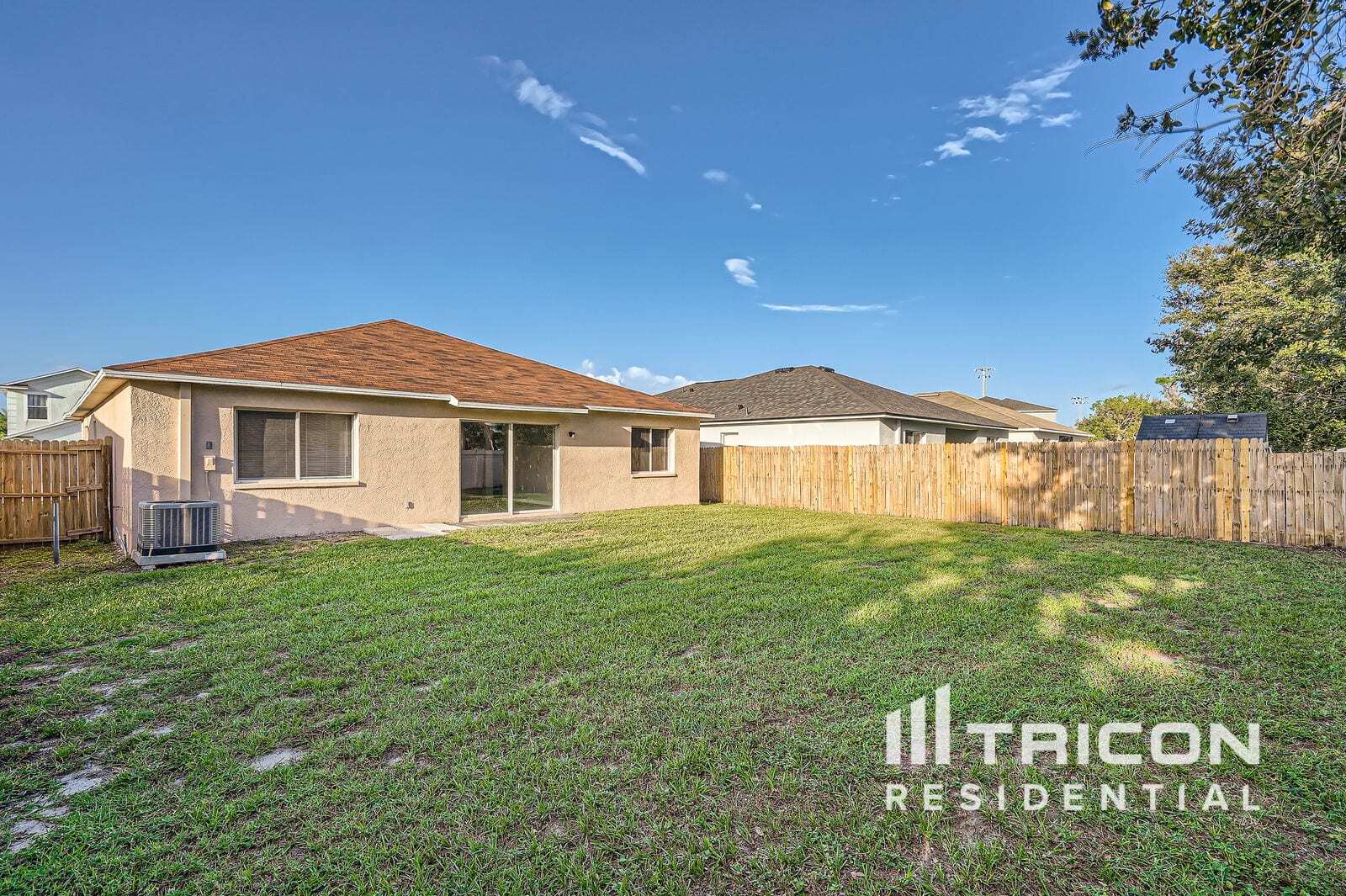 Building Photo - 11809 Brenford Crest Dr