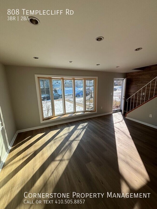 Building Photo - 808 Templecliff Rd