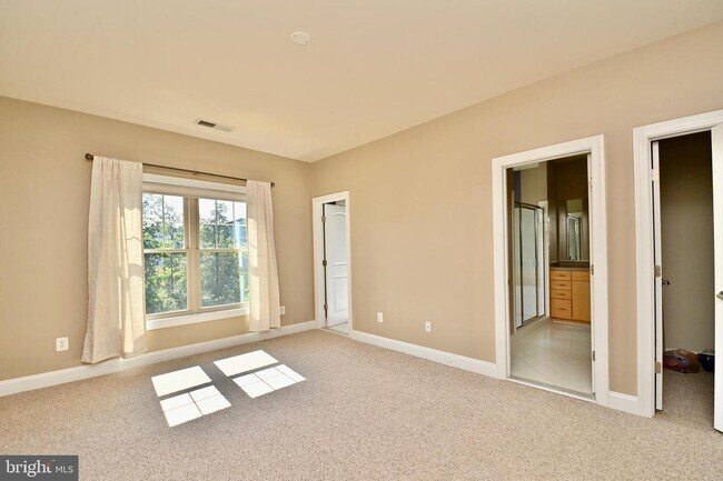 Building Photo - 43316 Old Ryan Rd