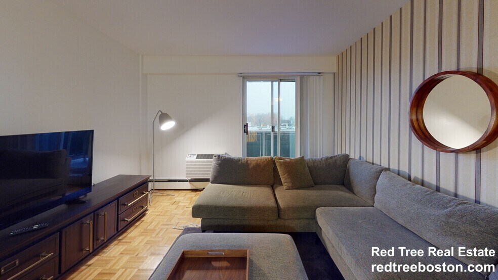 Building Photo - 185 Freeman St