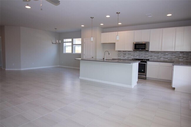 Building Photo - 105 Stone Fork Ln