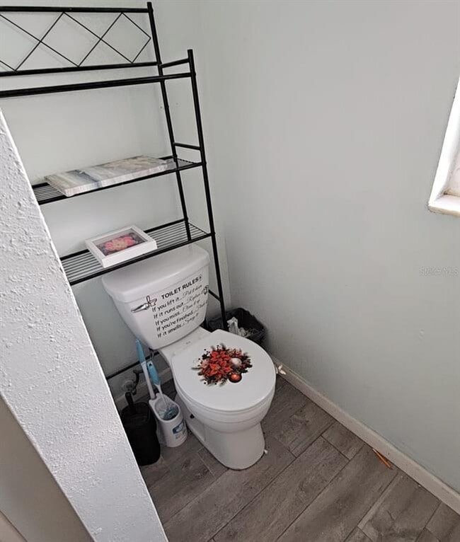 Building Photo - 553 Robin Hill Cir