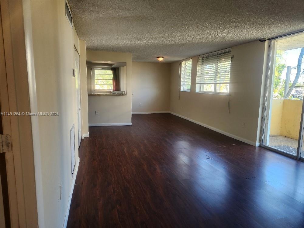 Building Photo - 7900 Tatum Waterway Dr