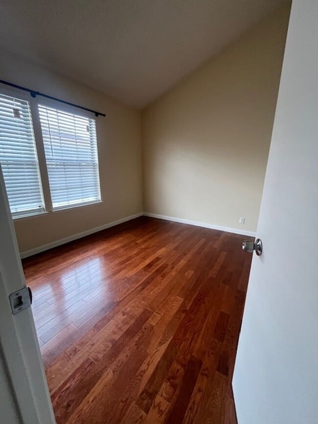 Building Photo - 14419 Outrigger Dr