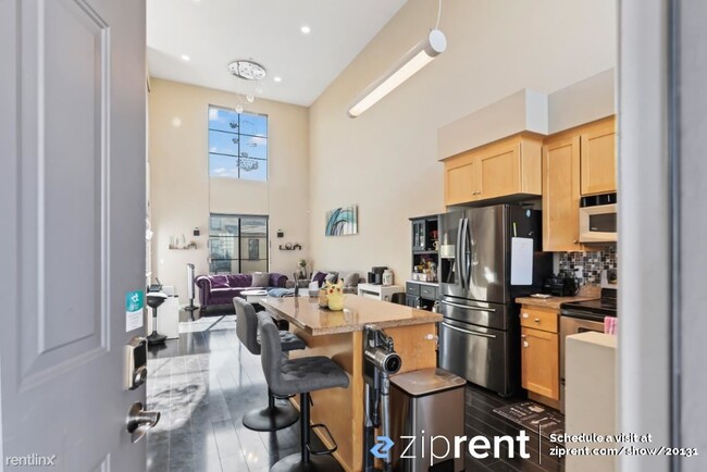 Building Photo - 2 br, 2 bath Condo - 800 North 8th Street,...