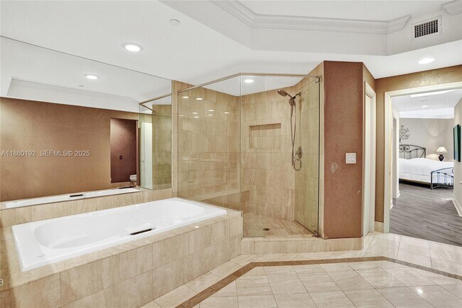 Building Photo - 21050 Point Pl