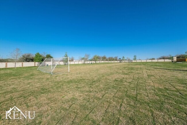 Building Photo - Coming Soon!